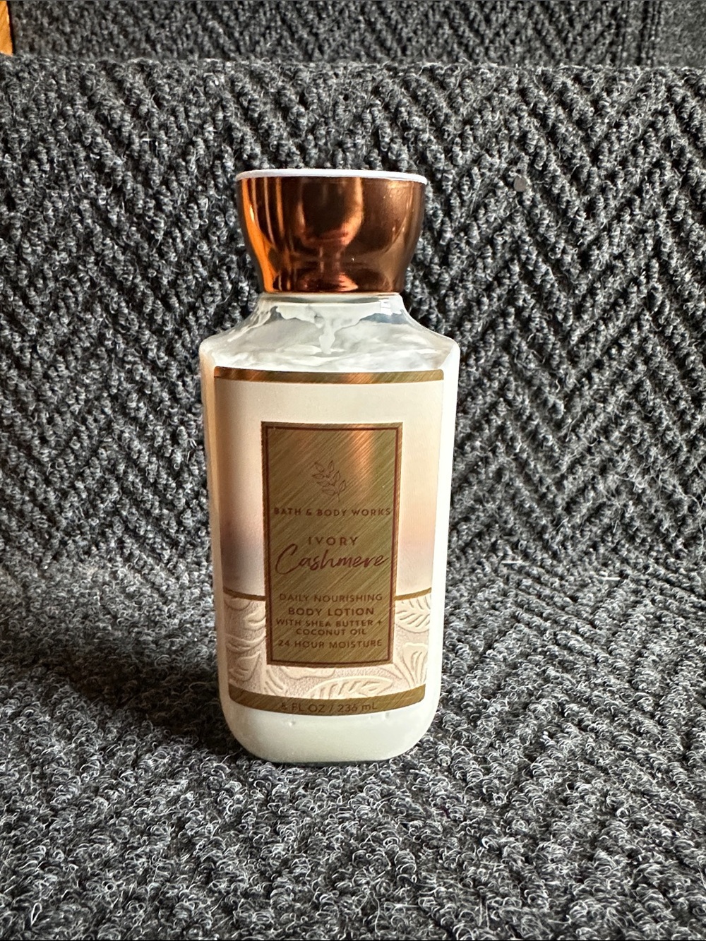 Bath & Body Works Ivory Cashmere Body Lotion